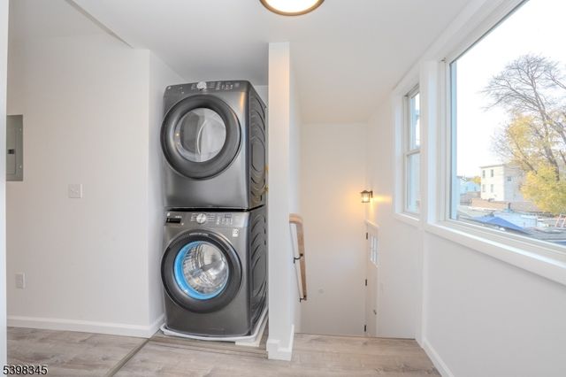 40 N York St, Paterson City, NJ 07524