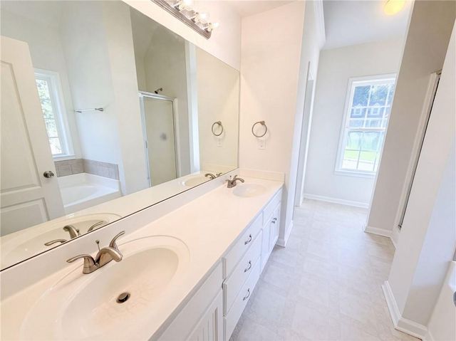 1412 White Oak Trace, Loganville, GA 30052