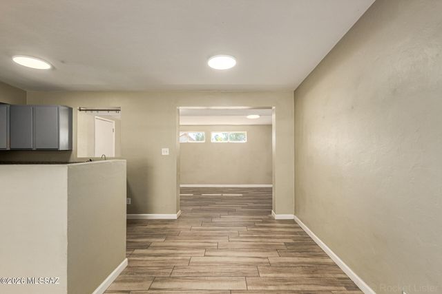 6426 E Calle Herculo, Tucson, AZ 85710