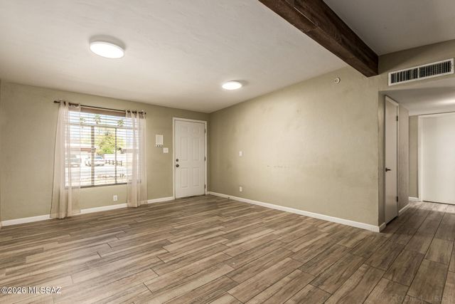 6426 E Calle Herculo, Tucson, AZ 85710