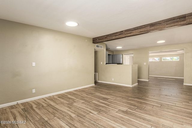 6426 E Calle Herculo, Tucson, AZ 85710