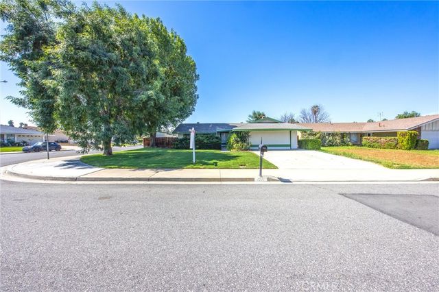 2828 Shalimar, Riverside, CA 92504