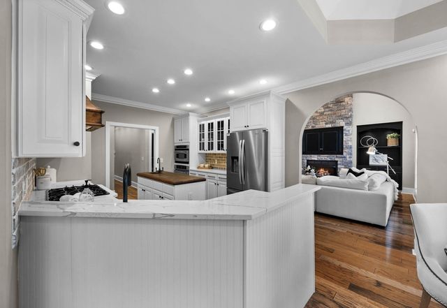 569 Pond Apple Rd, Clarksville, TN 37043