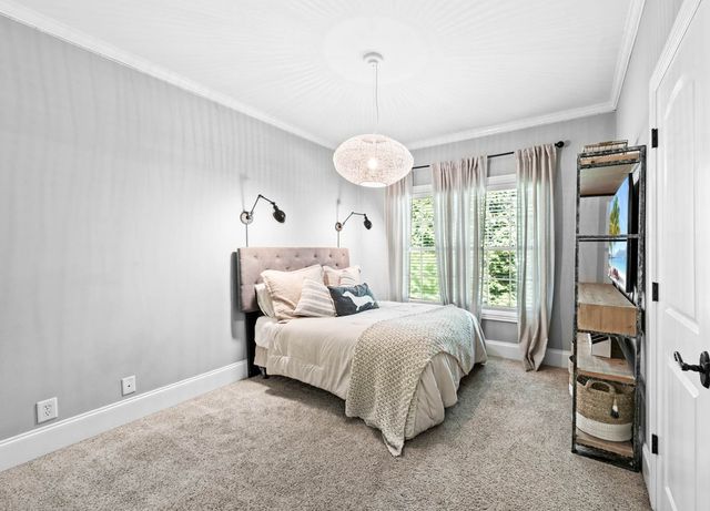 569 Pond Apple Rd, Clarksville, TN 37043