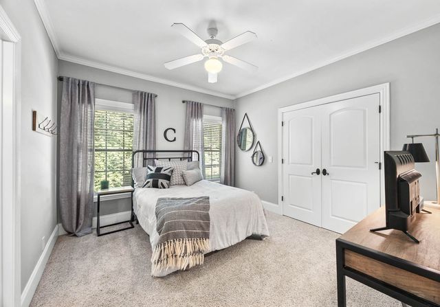 569 Pond Apple Rd, Clarksville, TN 37043