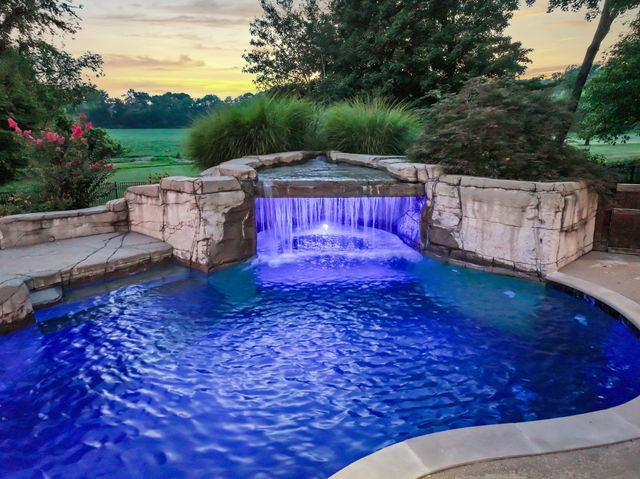 569 Pond Apple Rd, Clarksville, TN 37043