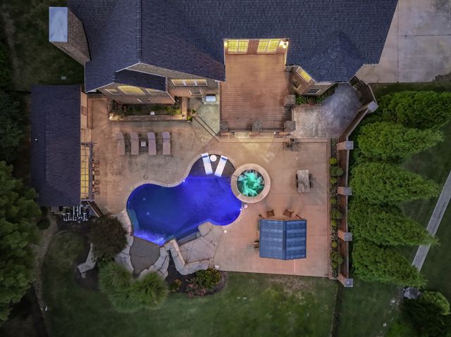 569 Pond Apple Rd, Clarksville, TN 37043