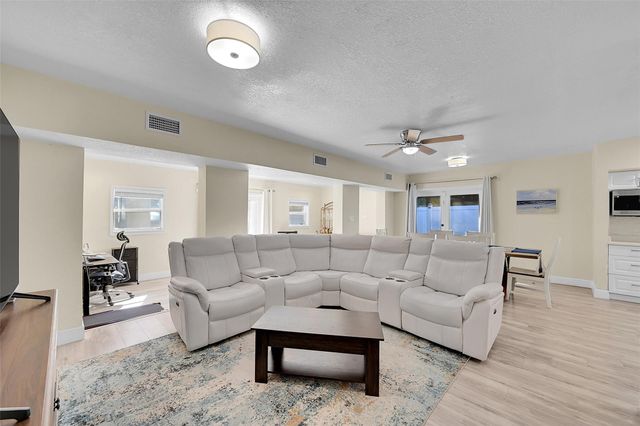 5940 NW 41st Terrace, North Lauderdale, FL 33319