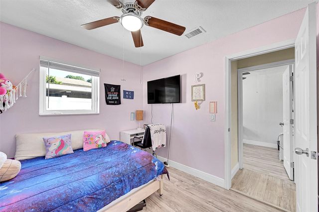 5940 NW 41st Terrace, North Lauderdale, FL 33319