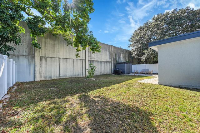 5940 NW 41st Terrace, North Lauderdale, FL 33319