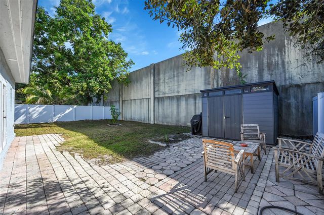 5940 NW 41st Terrace, North Lauderdale, FL 33319