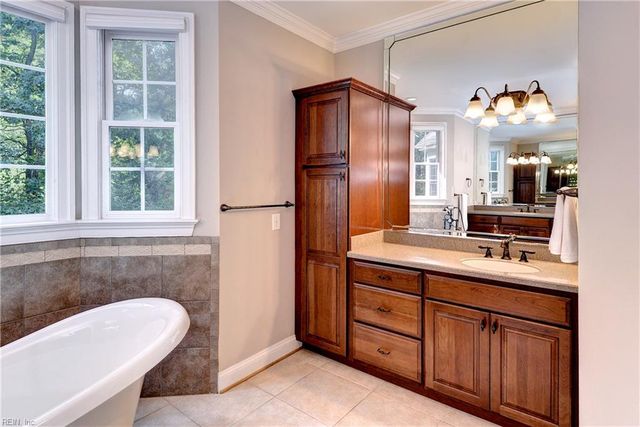 102 Ascot, Williamsburg, VA 23188