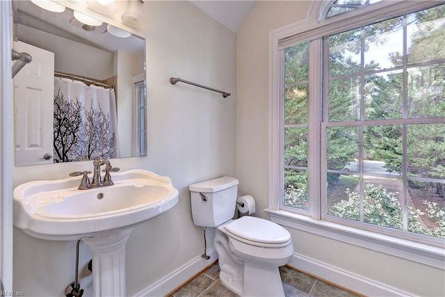 102 Ascot, Williamsburg, VA 23188