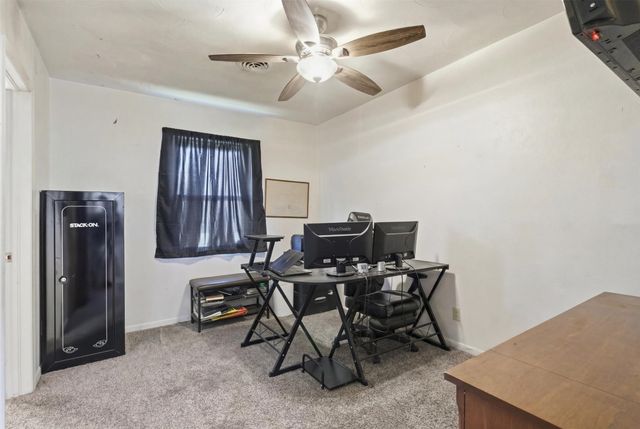 504 Rickey Canyon Avenue, Desoto, TX 75115