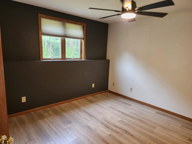 N1465 W SPENCER LAKE ROAD, Waupaca, WI 54981
