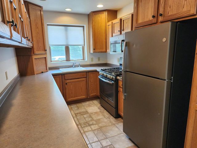 N1465 W SPENCER LAKE ROAD, Waupaca, WI 54981