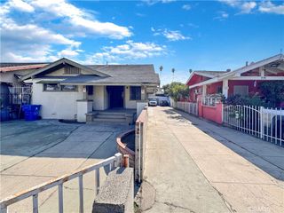 614 W 60th Street, Los Angeles, CA 90044