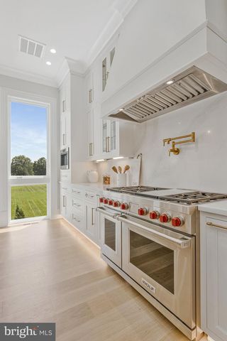 6638 HAZEL LN, Mclean, VA 22101