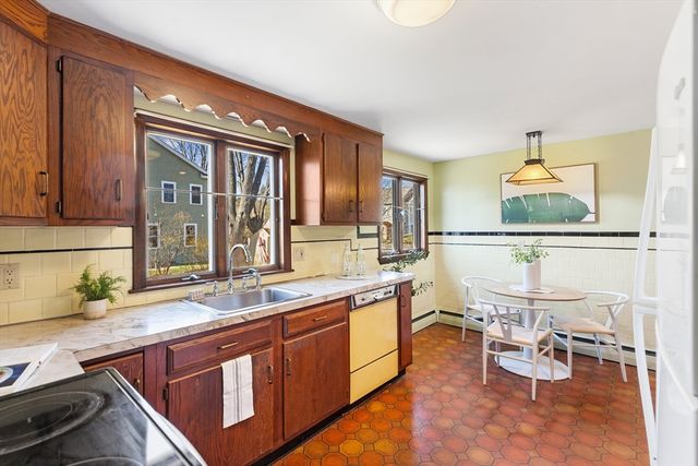 44 Piedmont St, Arlington, MA 02476