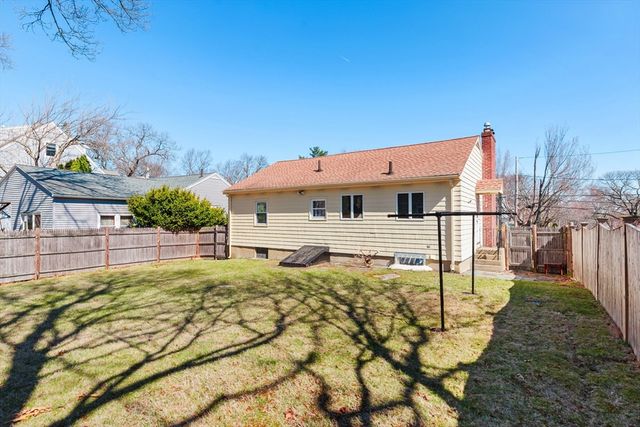 44 Piedmont St, Arlington, MA 02476