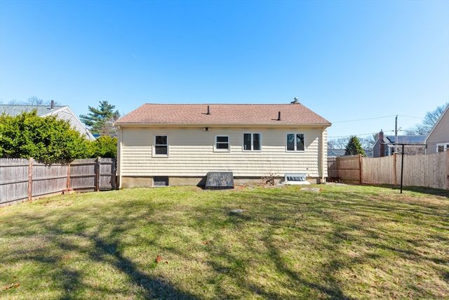 44 Piedmont St, Arlington, MA 02476