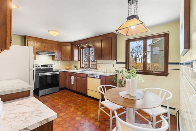 44 Piedmont St, Arlington, MA 02476