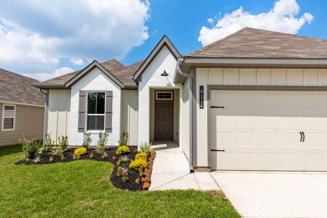 611 Rockbridge Drive, Huntsville, TX 77340