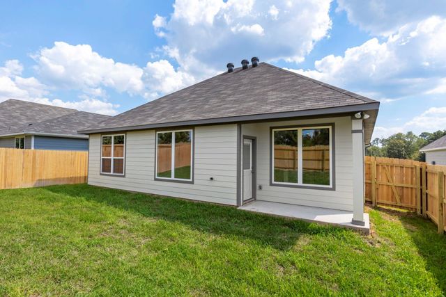 611 Rockbridge Drive, Huntsville, TX 77340