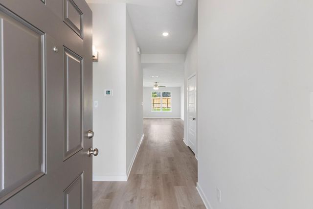 611 Rockbridge Drive, Huntsville, TX 77340