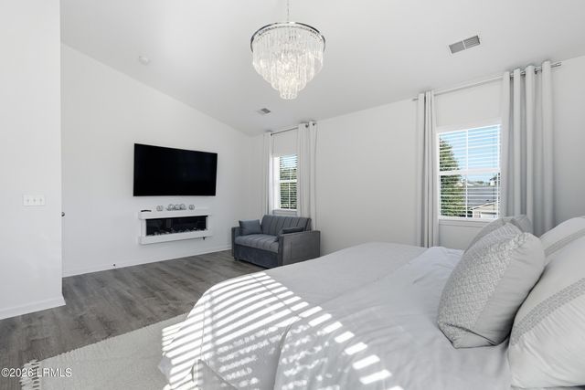 7 Lakeside Drive, Bluffton, SC 29910