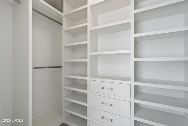 7 Lakeside Drive, Bluffton, SC 29910