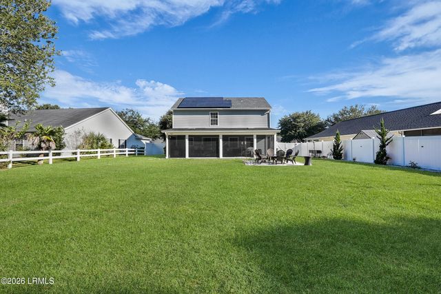 7 Lakeside Drive, Bluffton, SC 29910