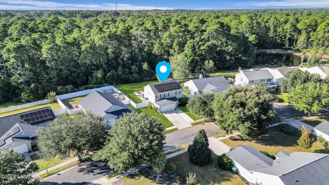 7 Lakeside Drive, Bluffton, SC 29910
