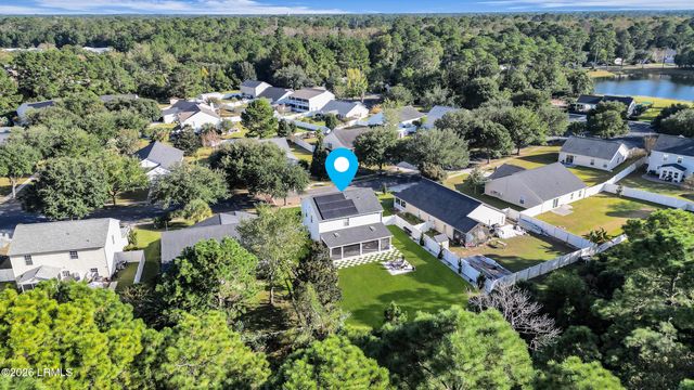 7 Lakeside Drive, Bluffton, SC 29910