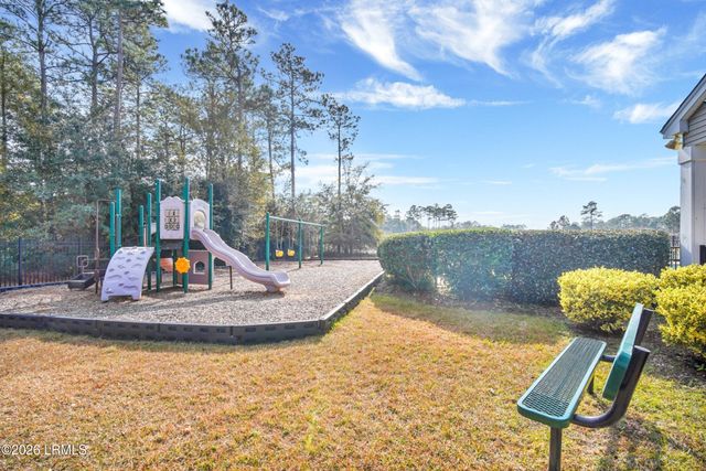 7 Lakeside Drive, Bluffton, SC 29910