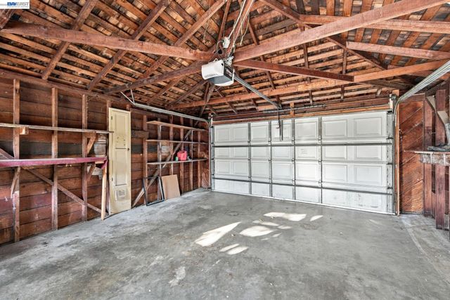 1384 Graff Avenue, San Leandro, CA 94577