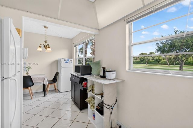 14 Preston A, Boca Raton, FL 33434