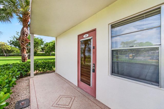 14 Preston A, Boca Raton, FL 33434