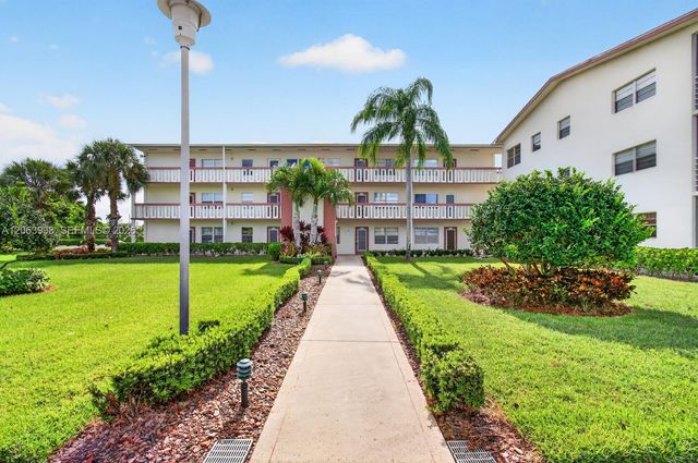 14 Preston A, Boca Raton, FL 33434