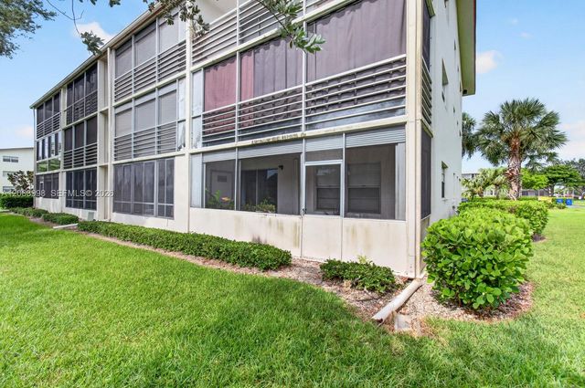 14 Preston A, Boca Raton, FL 33434