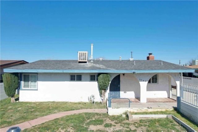 1543 Elizabeth Lake, Palmdale, CA 93551