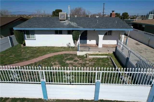 1543 Elizabeth Lake, Palmdale, CA 93551
