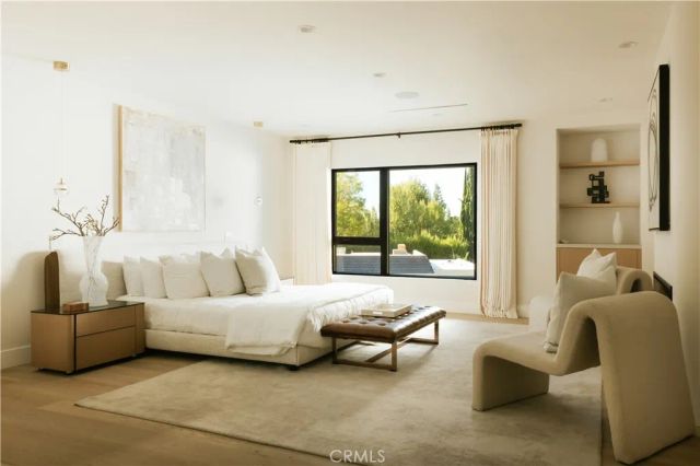 4072 Alonzo Avenue, Encino, CA 91316
