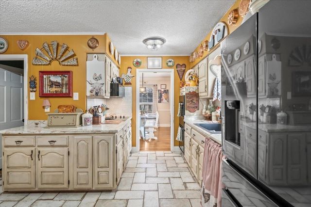 6189 IVANHOE RD, Bartlett, TN 38134