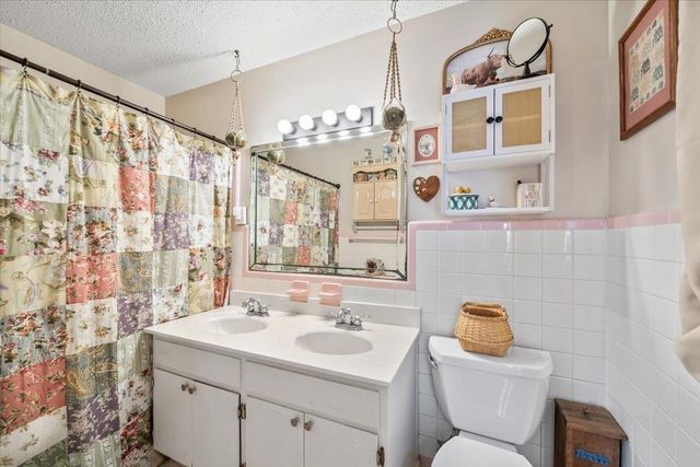 6189 IVANHOE RD, Bartlett, TN 38134