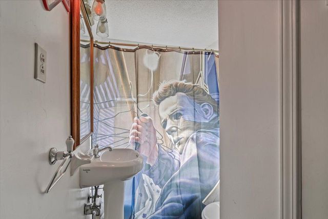 6189 IVANHOE RD, Bartlett, TN 38134