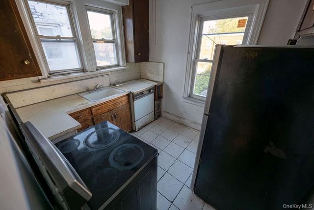 966 E 104th Street, Brooklyn, NY 11236