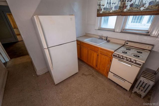 966 E 104th Street, Brooklyn, NY 11236