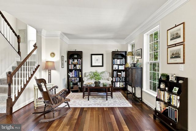 1114 INNIS DR, Fredericksburg, VA 22401