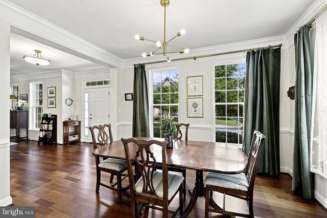 1114 INNIS DR, Fredericksburg, VA 22401